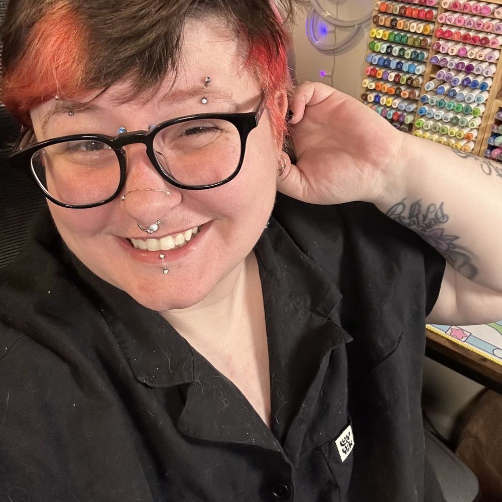 Sky(He/They) 🏳️‍🌈🏳️‍⚧️