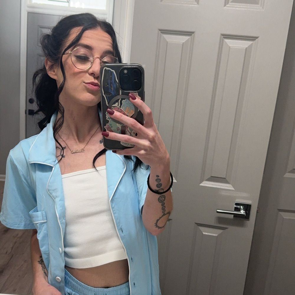 Halli🖤