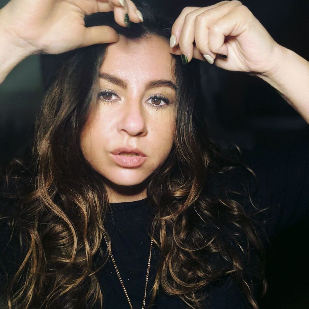 Hollie
