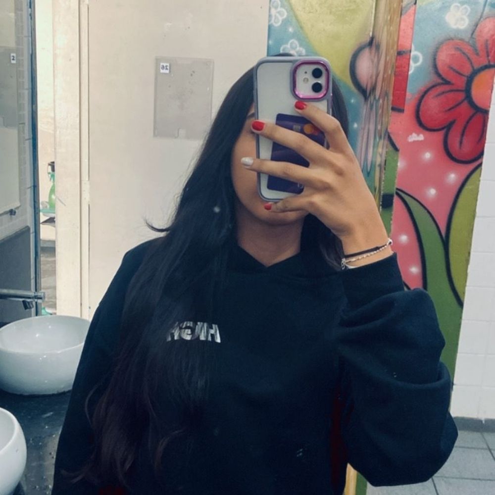 Bruna A.💢