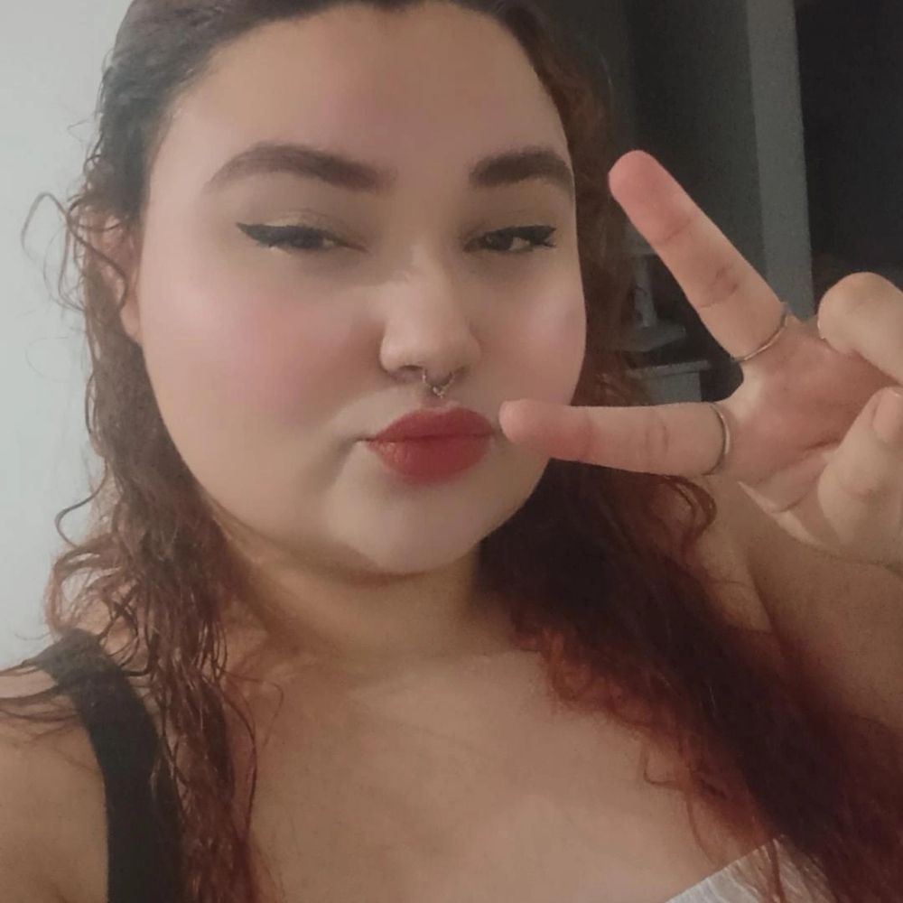 Miss Chanandler Bong