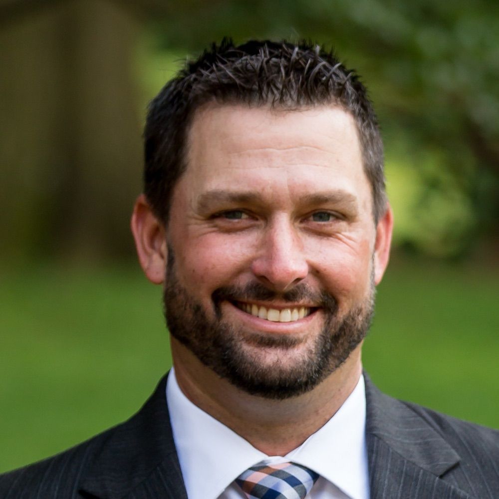 Steve Elliott