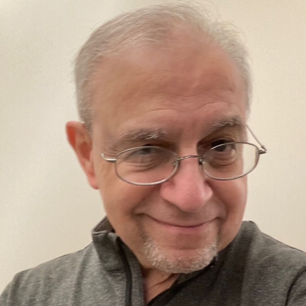 Anthony M Scialis