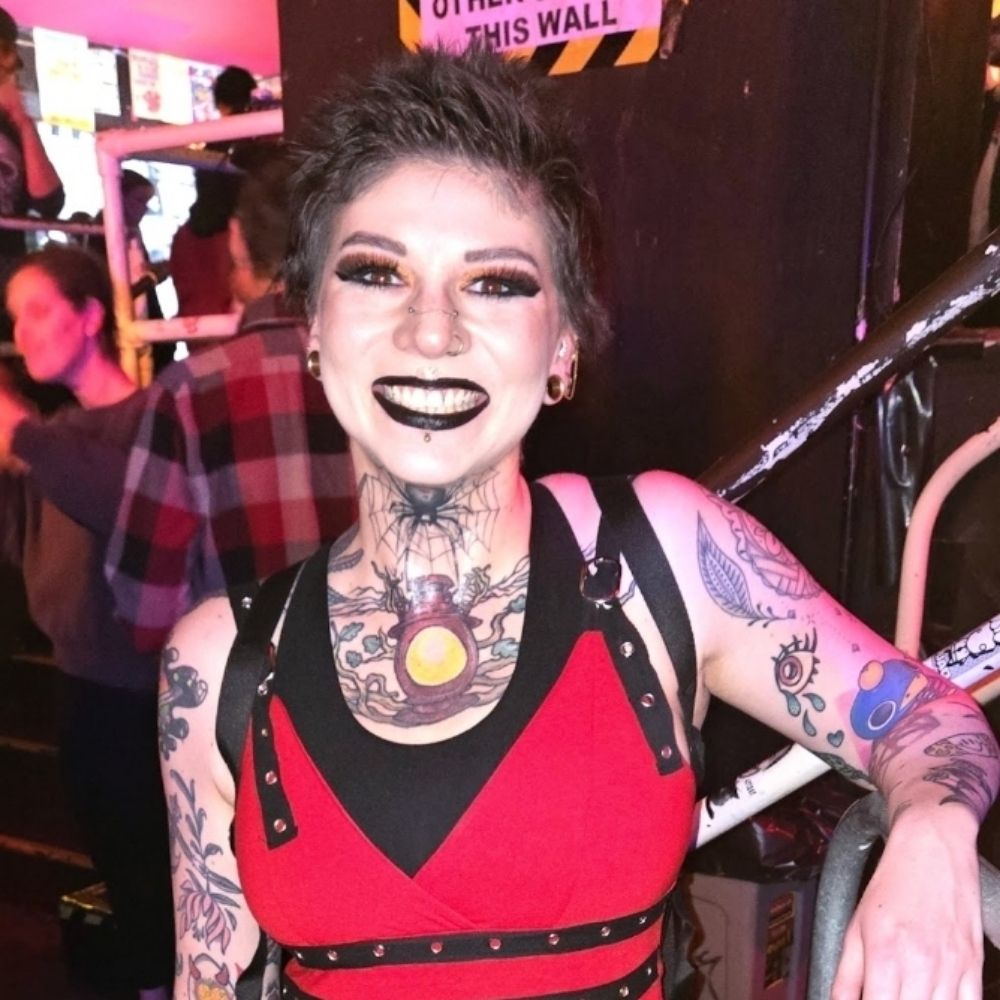 Danny (she/her)