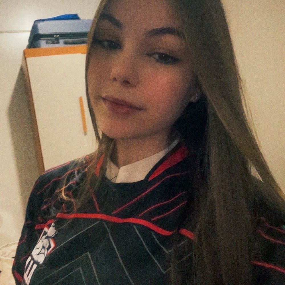júlia