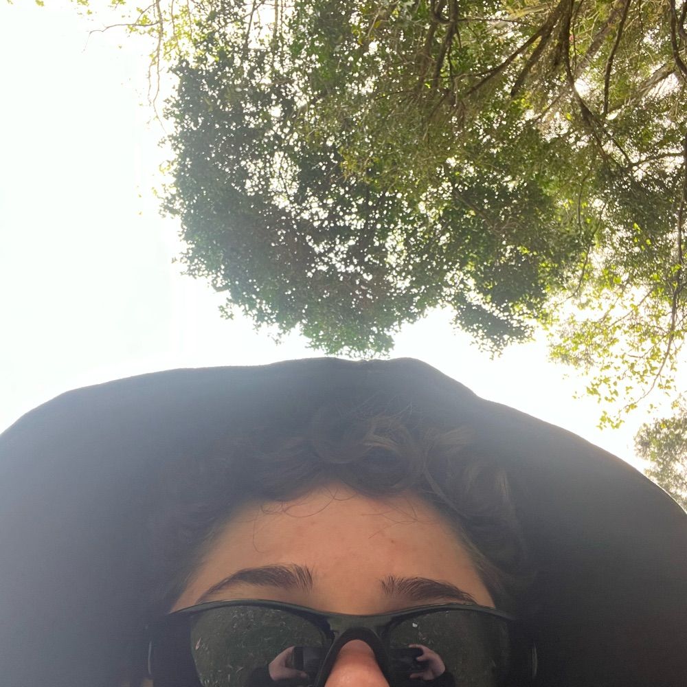Isa Carvalho ou Caralho