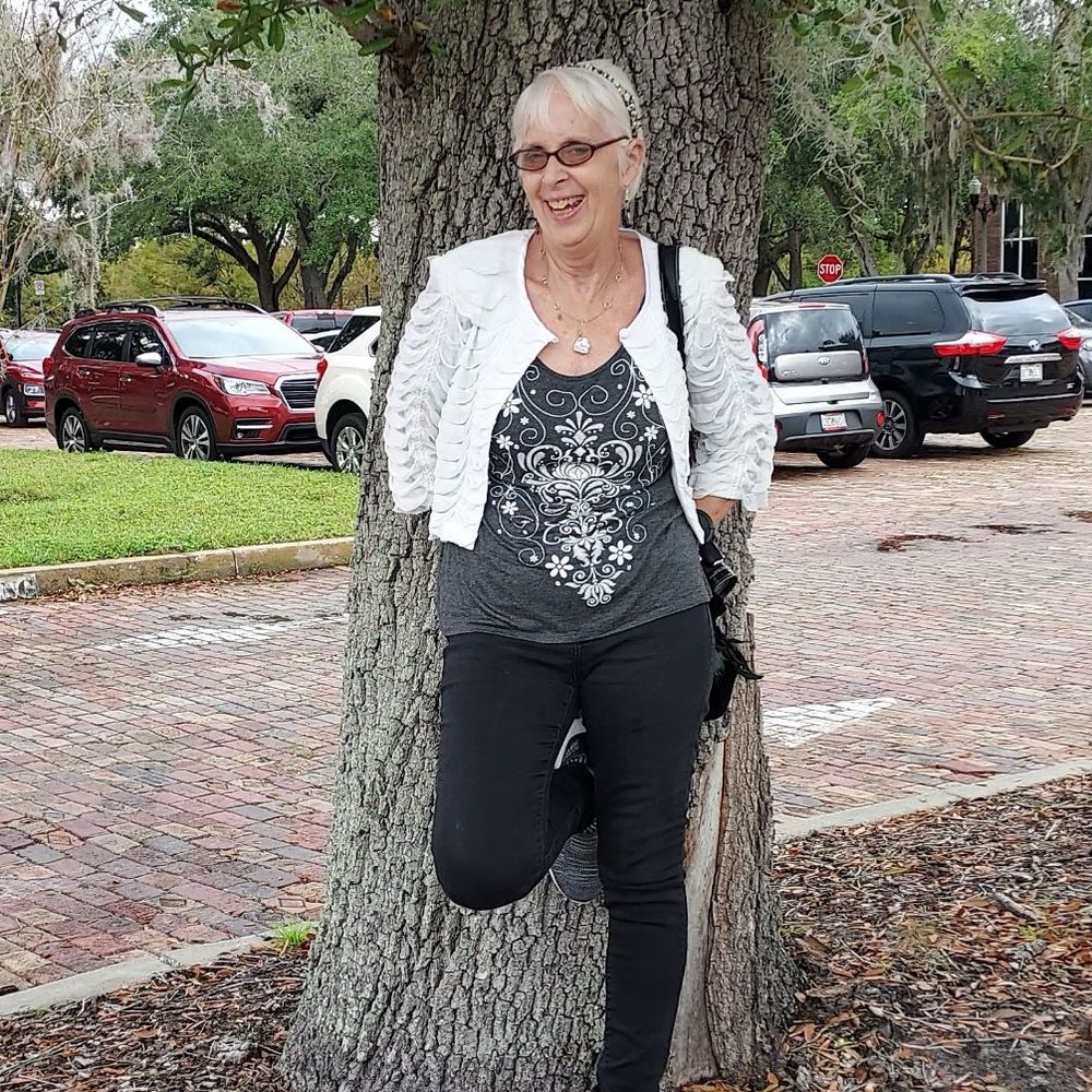 Dotti Horn Leichner