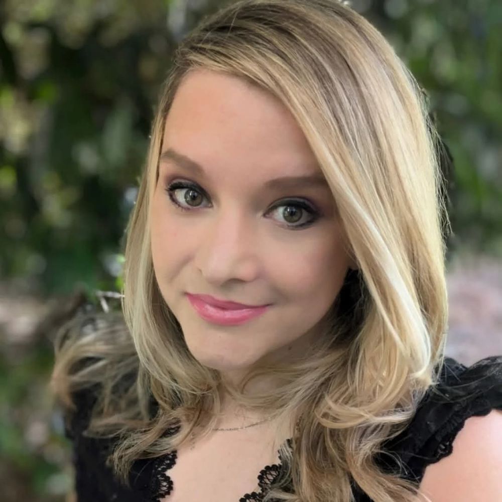 Christina Leigh Burns 