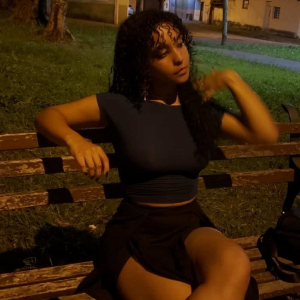 Nicolly Bomfim