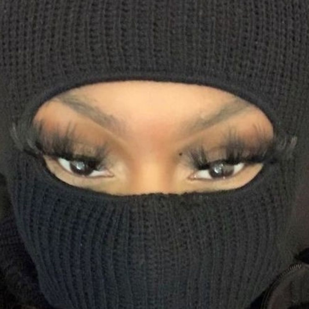 Jayé T.