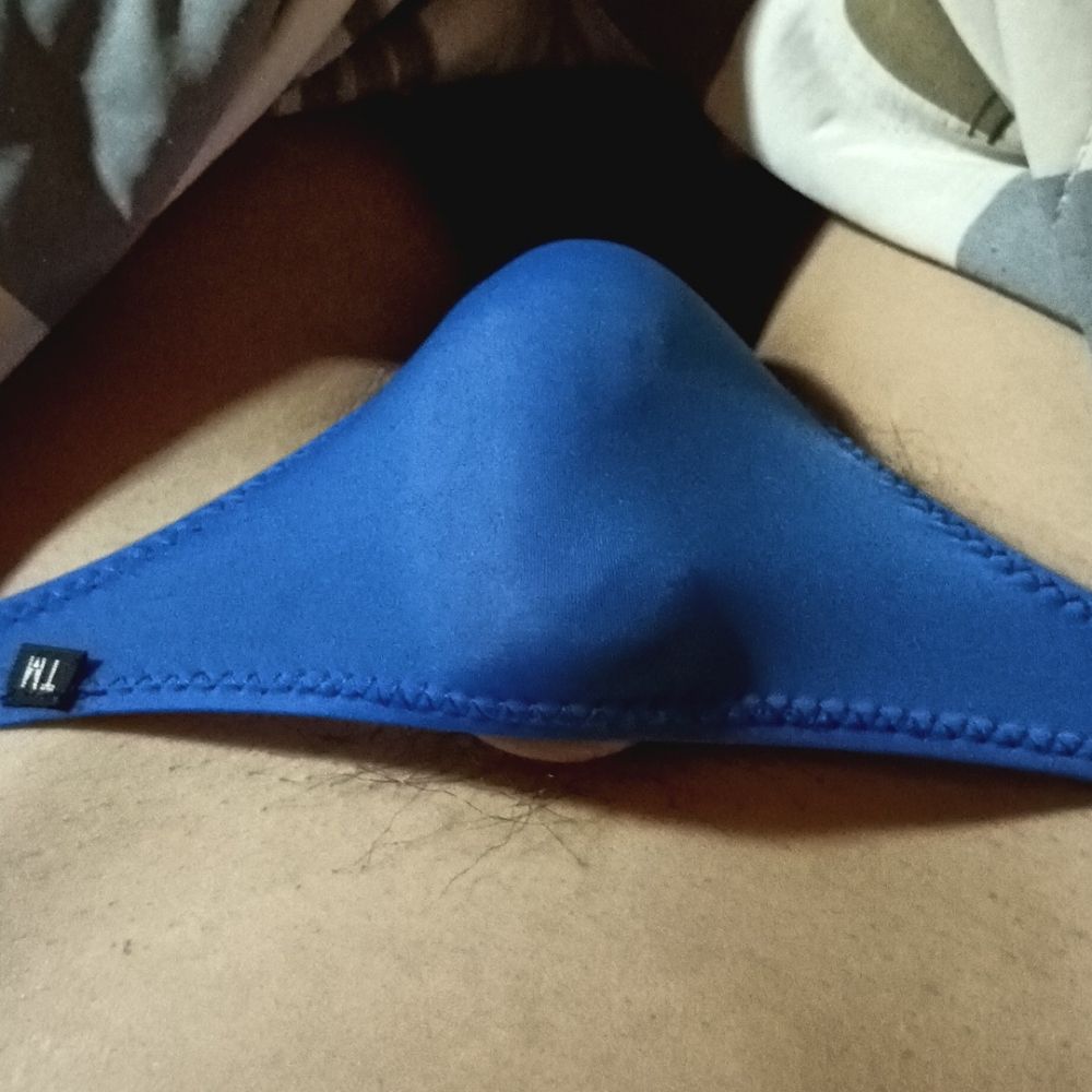 阿伦