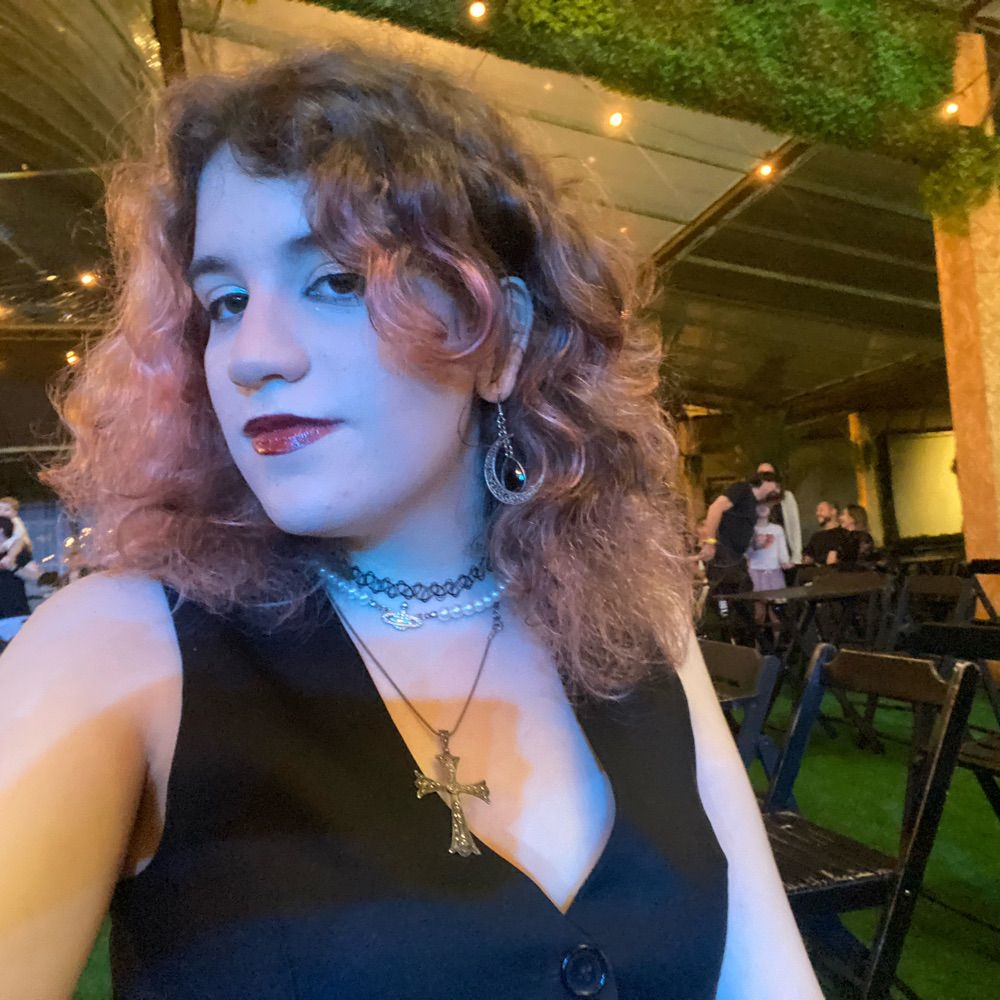 Bibia namoradinha da Chloe price