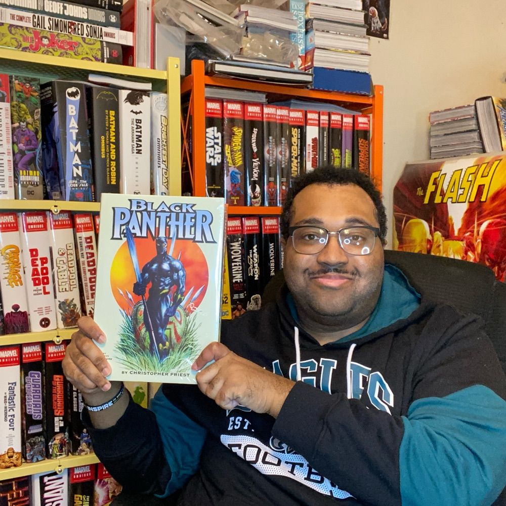 Clarence Loves Comics