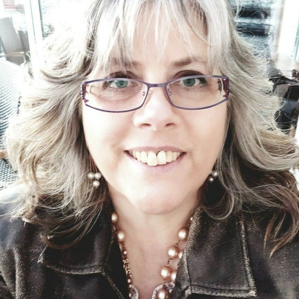 Dr Rosalind Warner 