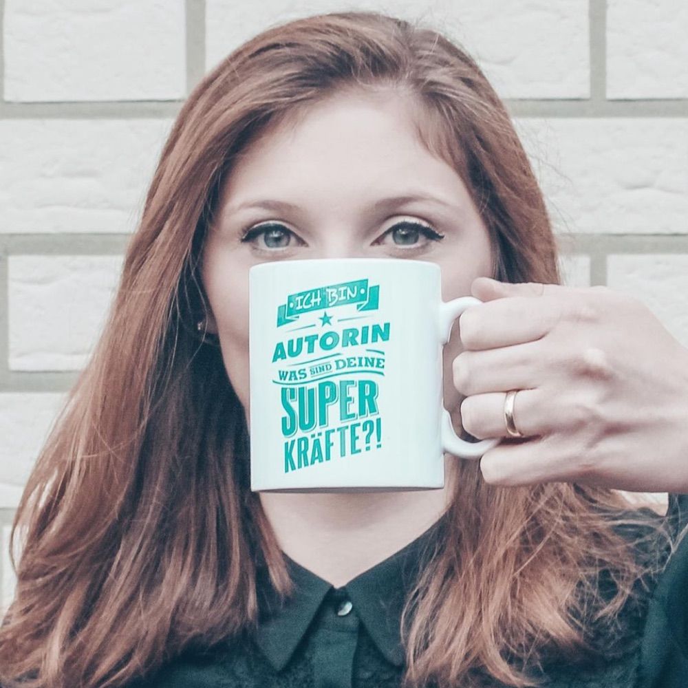 Jessica M. Rhodes | Autorin