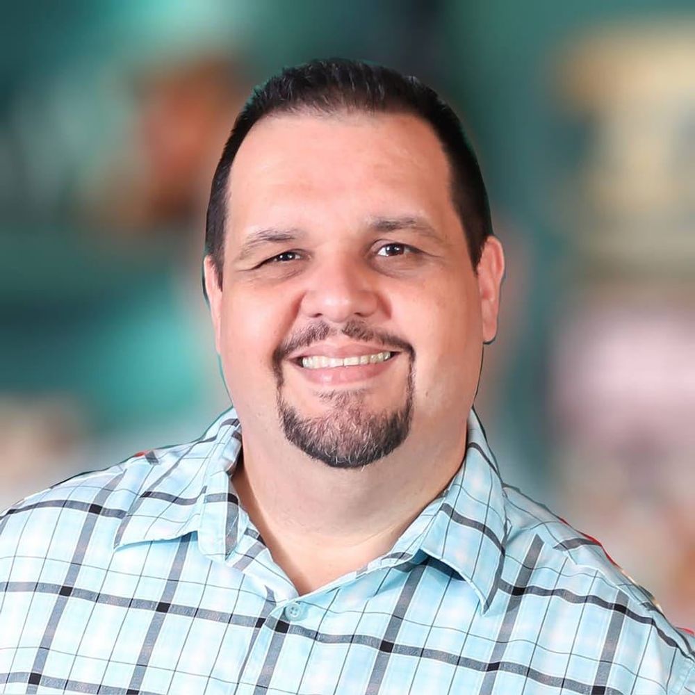 Tomás Santiago López