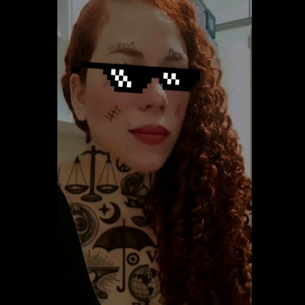 BONITA E ESTRESSADA