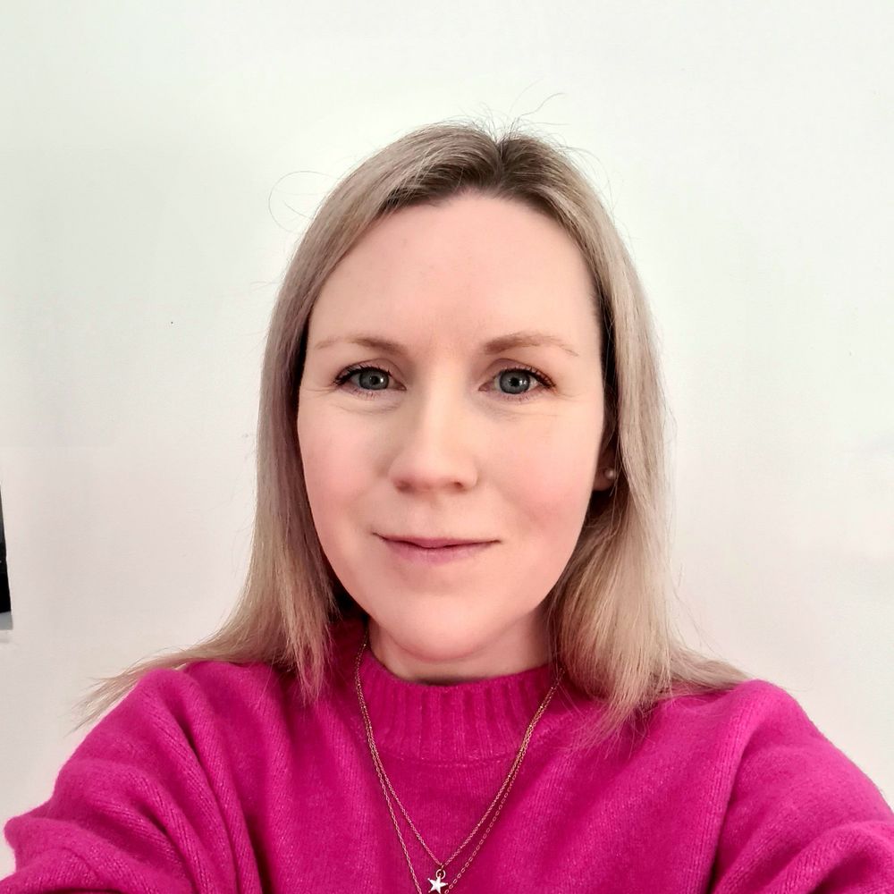 Dr Leanne Gray
