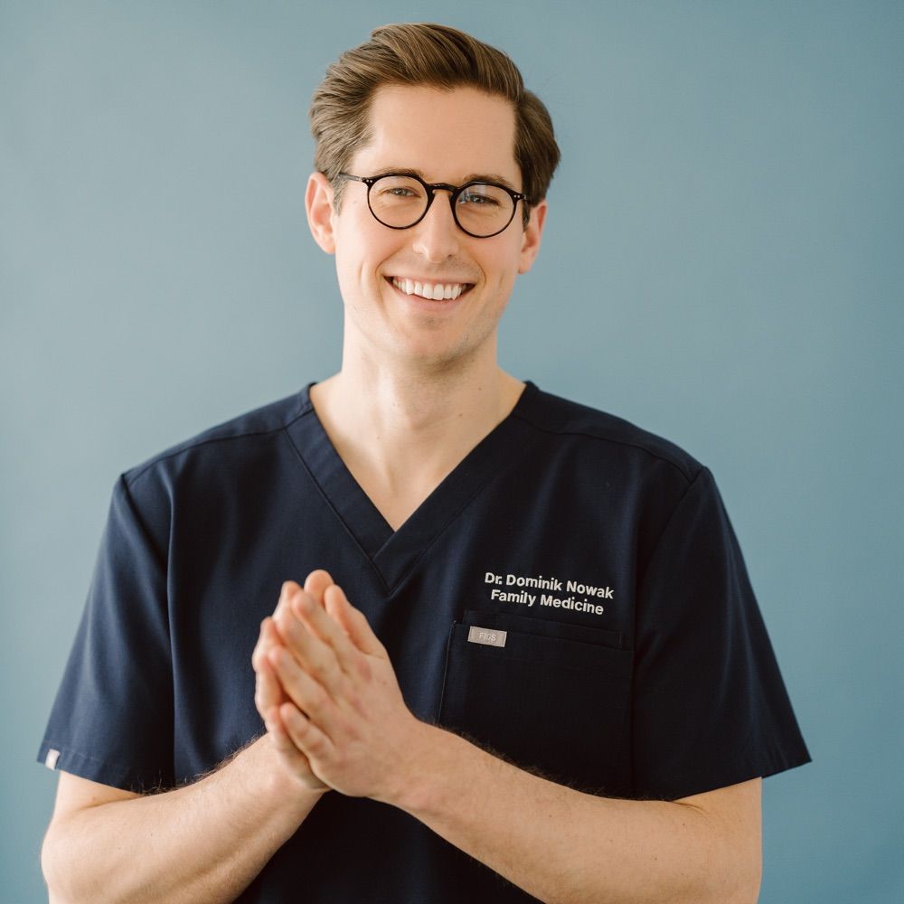 Dr. Dominik Nowak