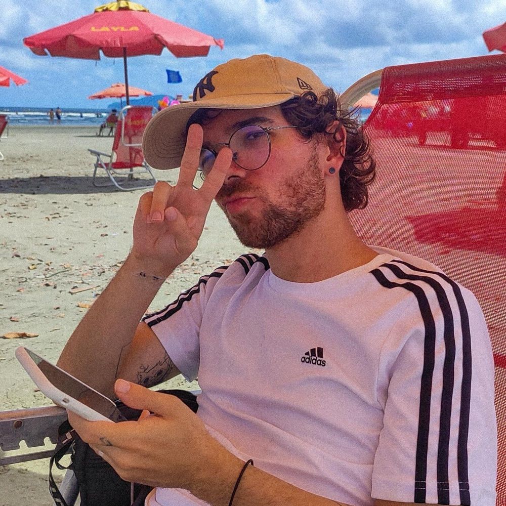 𝙫𝙞𝙘 ★