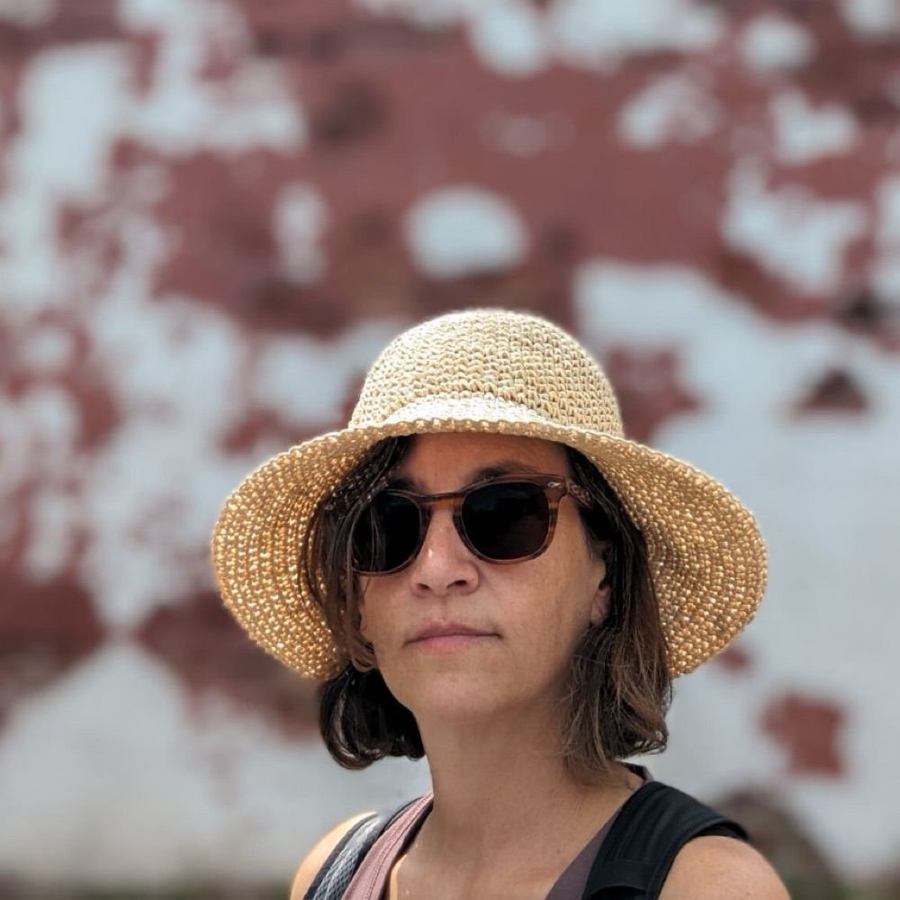 Jodi HIlton