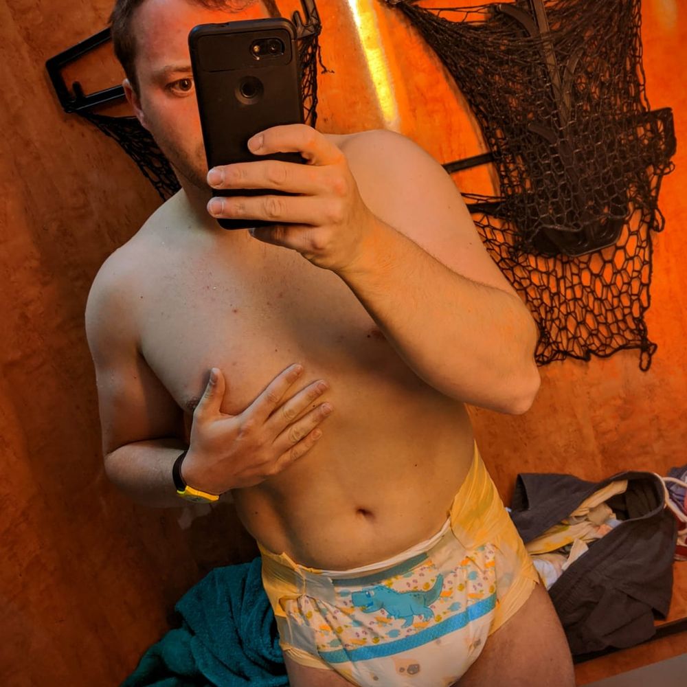 Wolfi🦕🦖🏳️‍🌈🍼