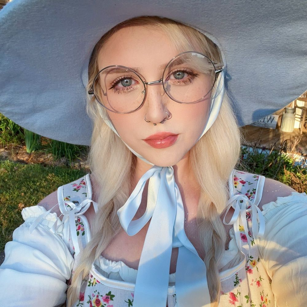 🌿🌷 𝓮𝓶𝓵𝓮𝓮 🍄🌱