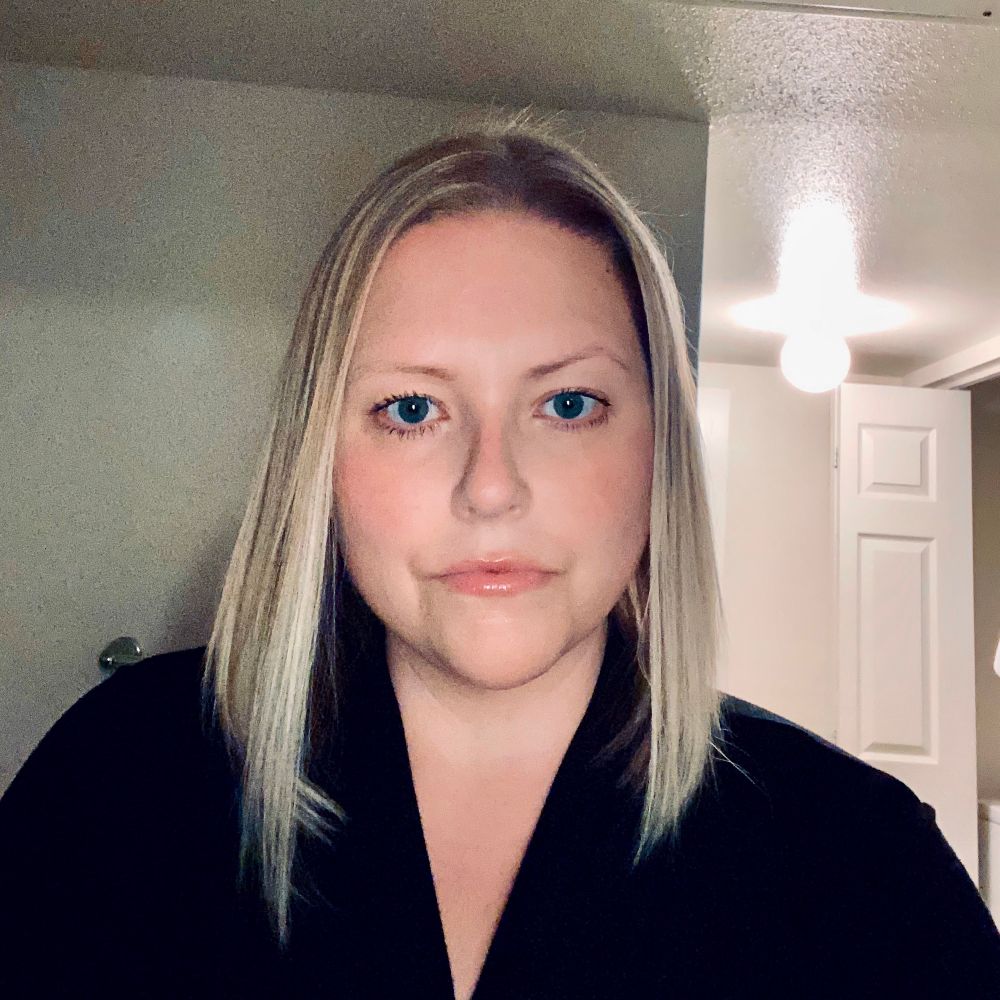 riley871.bsky.social profile picture