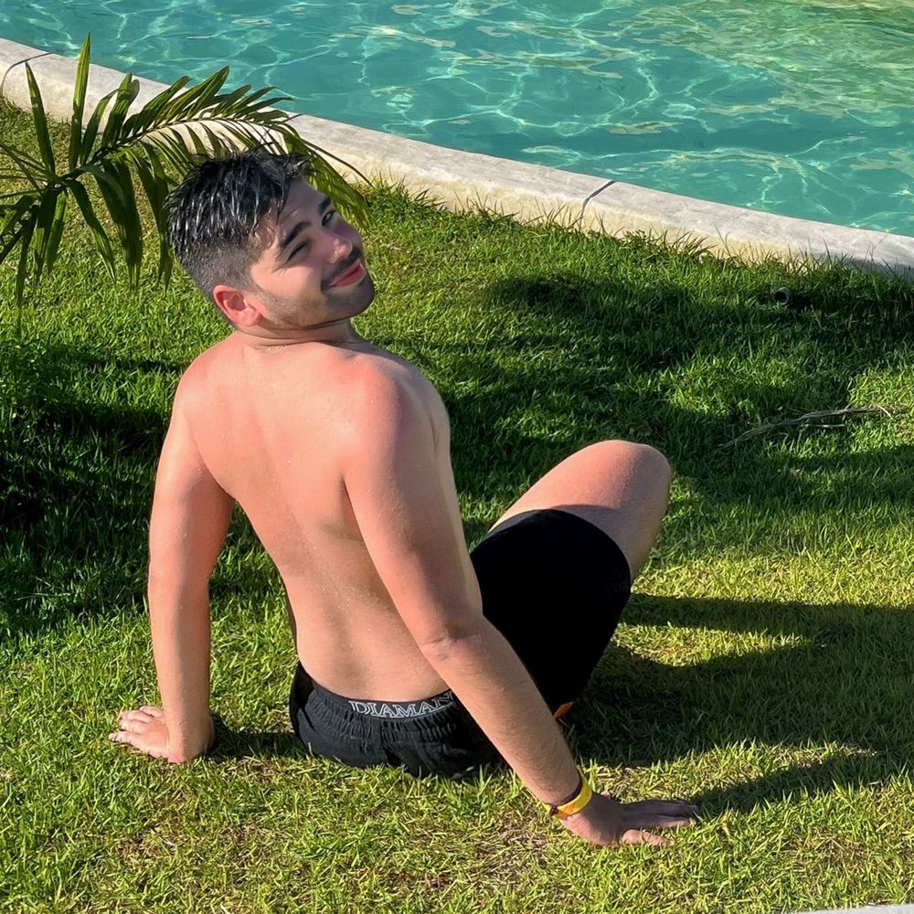𝗟𝗨𝗖𝗔𝗦 𝗕𝗔𝗥𝗨 ★