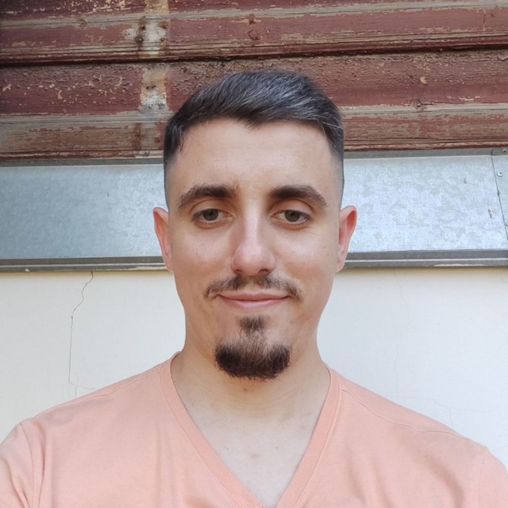 Психолог Владимир Школьников 