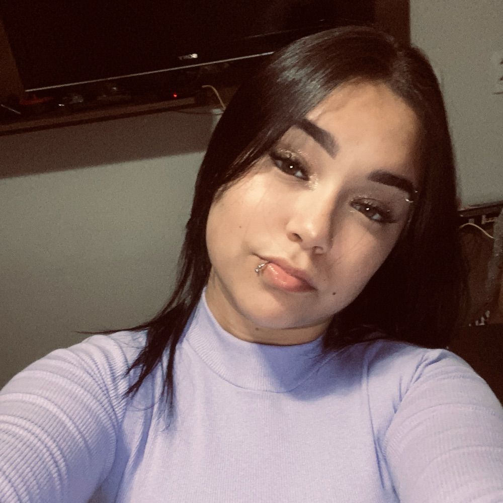 mimi ⚢
