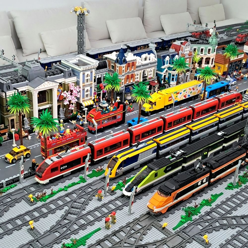SevBrick LEGO Builder