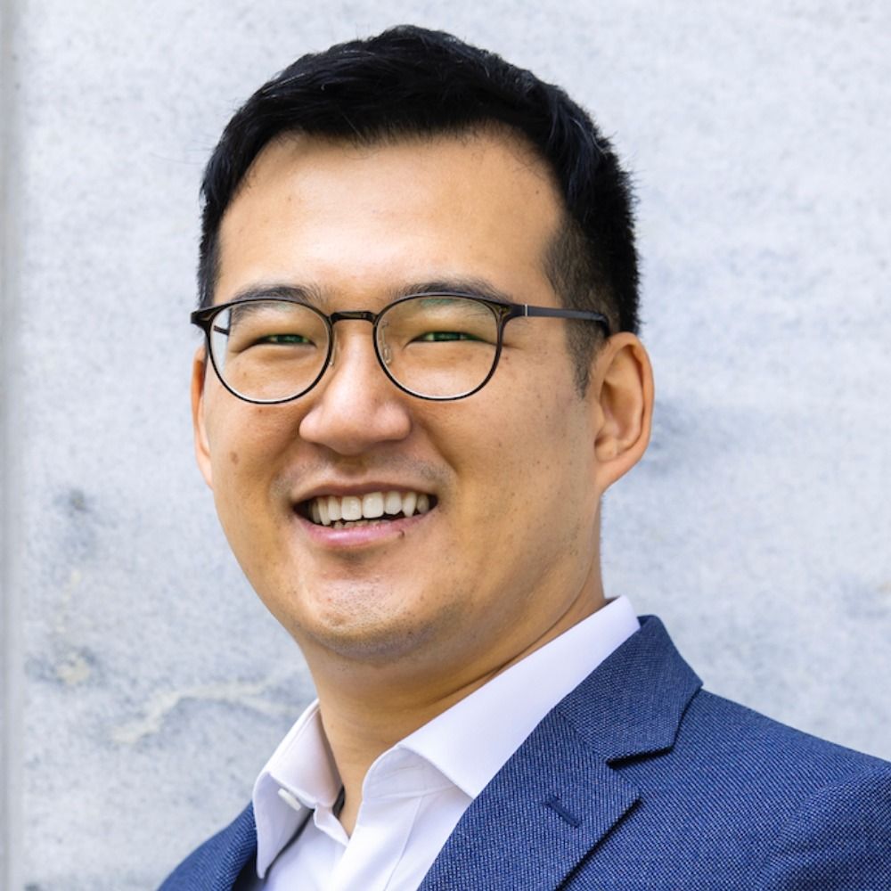 Chris Suh
