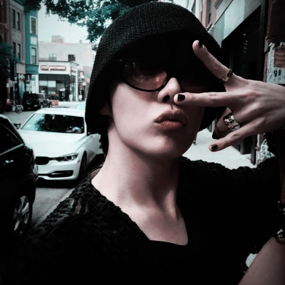 𝐃𝐈𝐀𝐙.