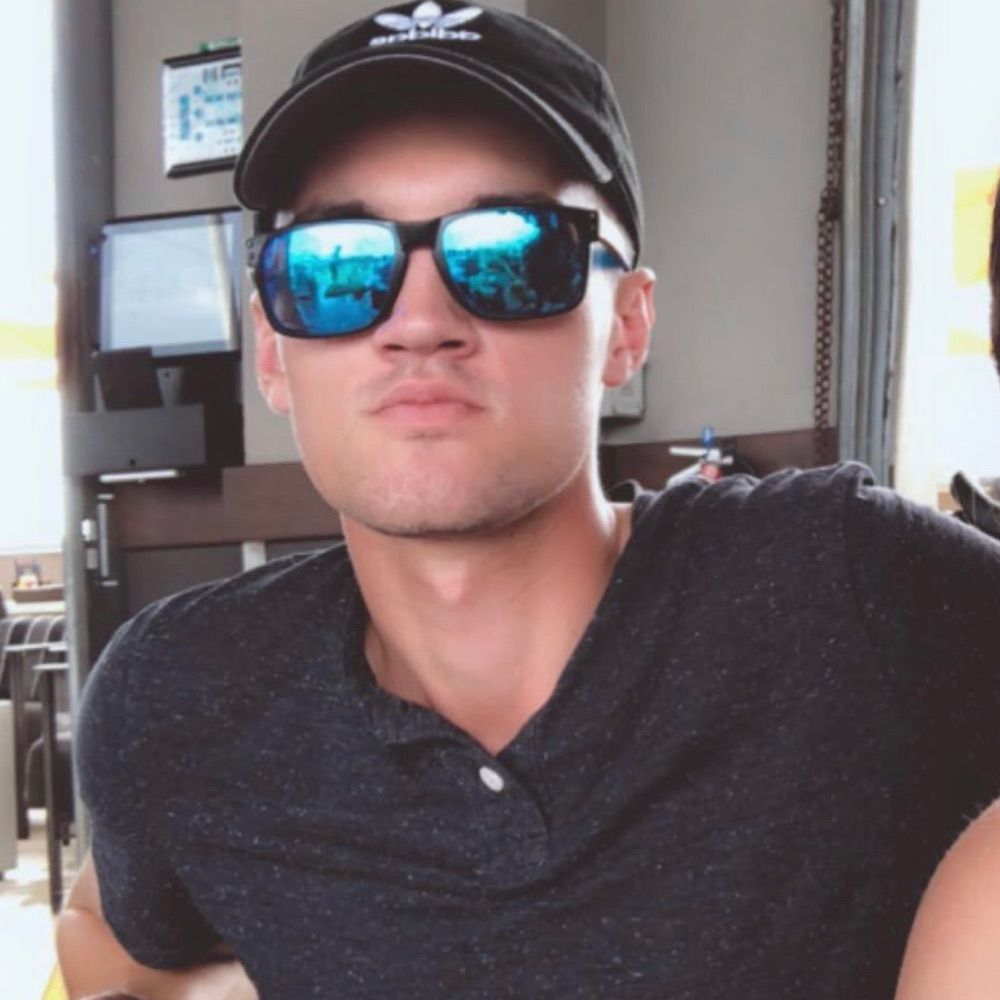Logan • Web Dev