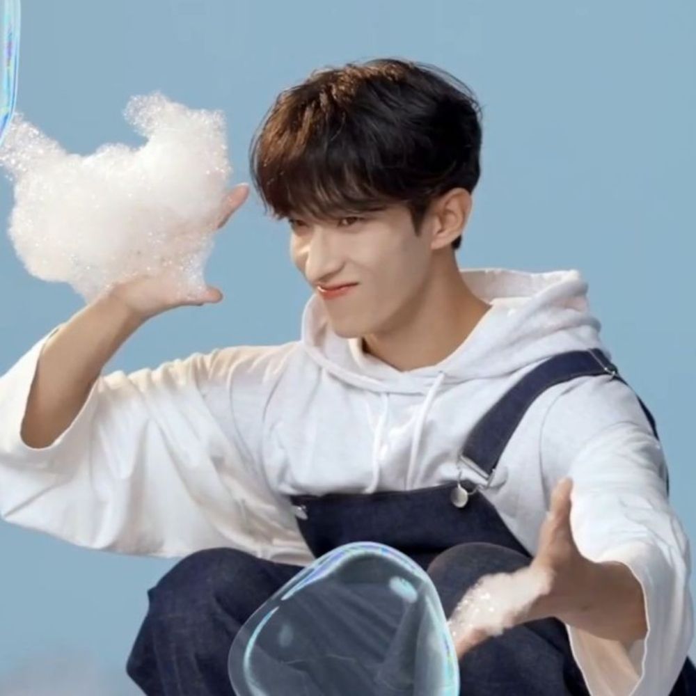 뾰