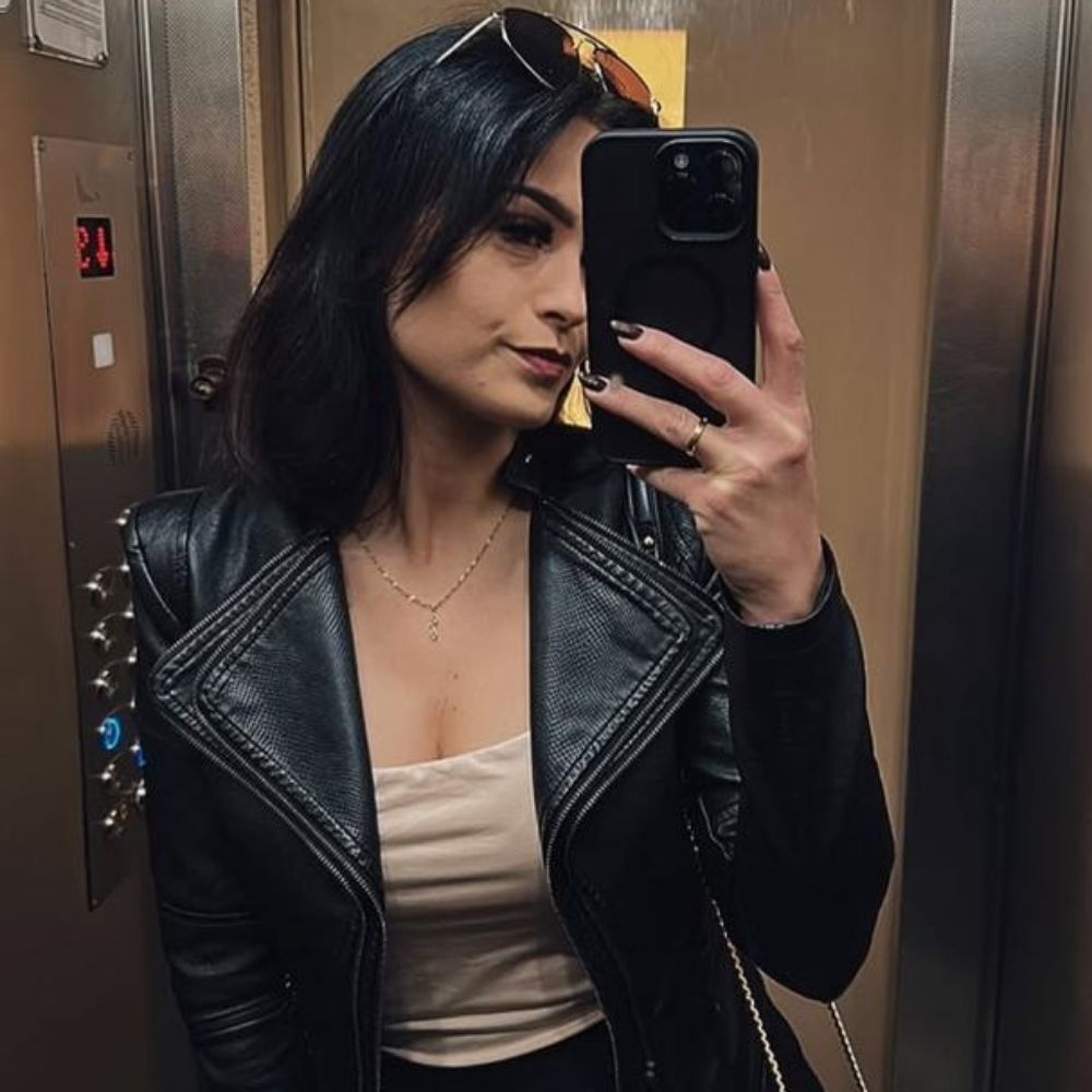 Aurelie Girard