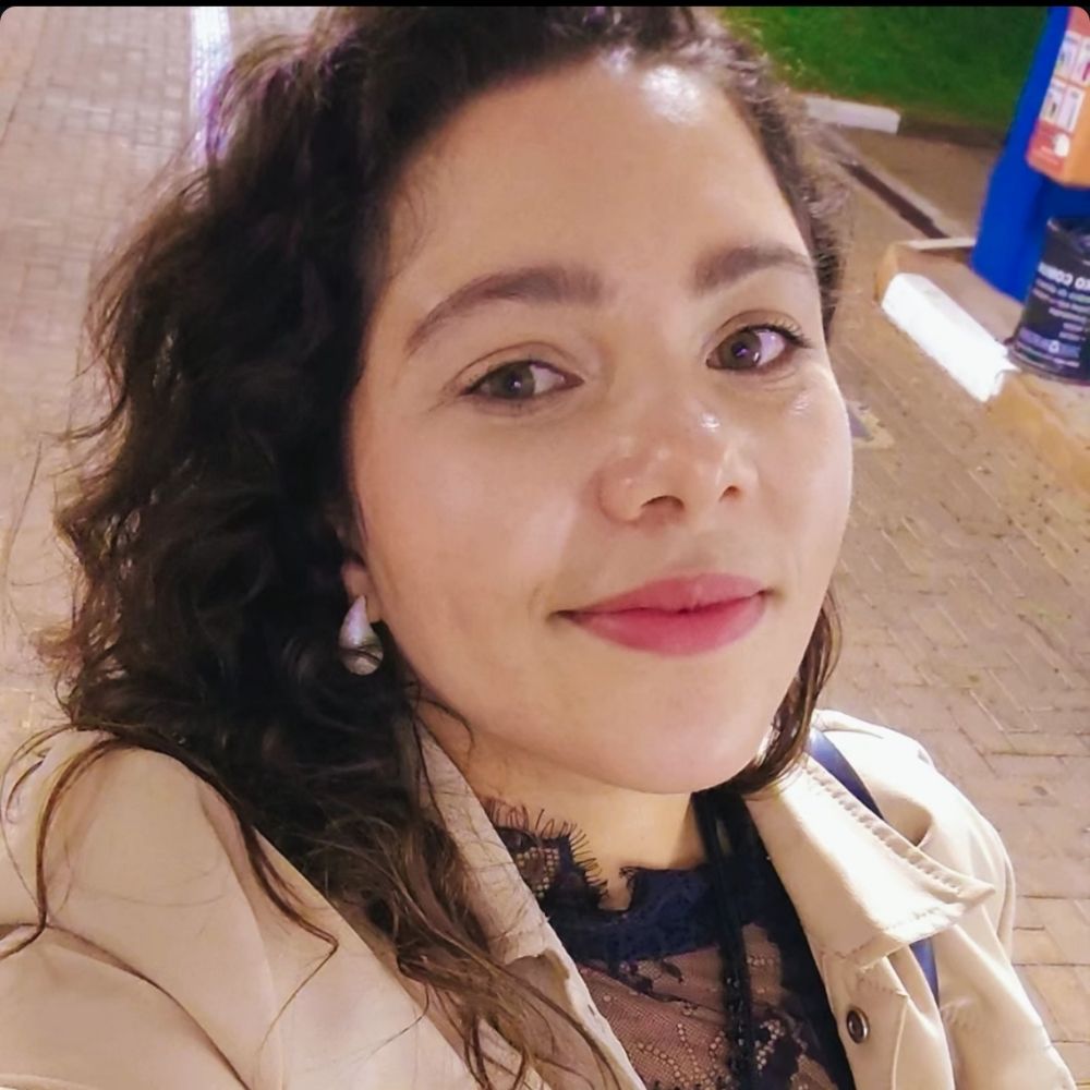 Evelyn com y