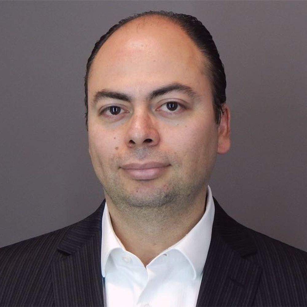 Roberto Velez Grajales
