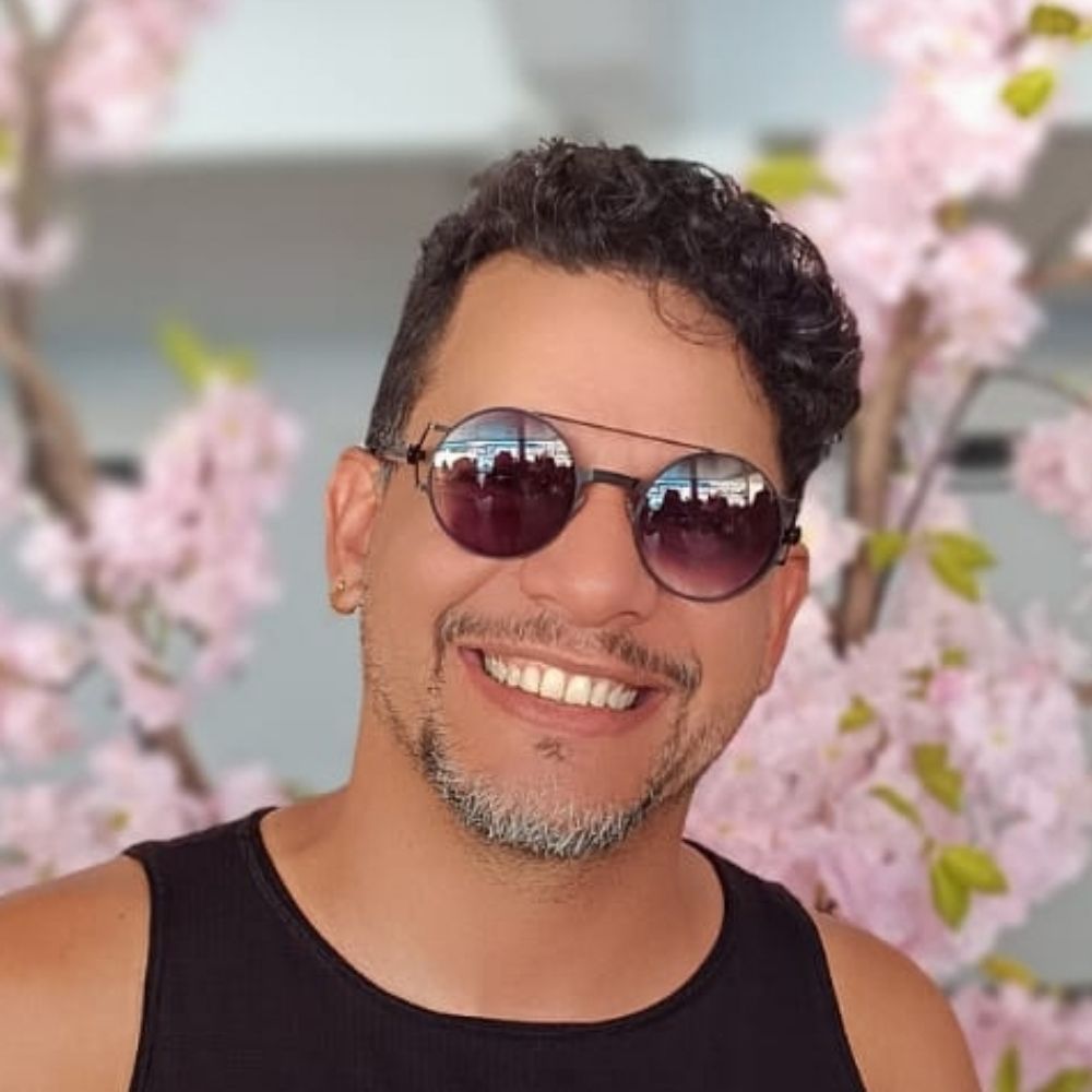 Tiago P.