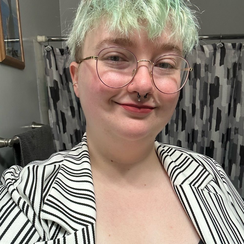 Sage 🌞 (they/them)