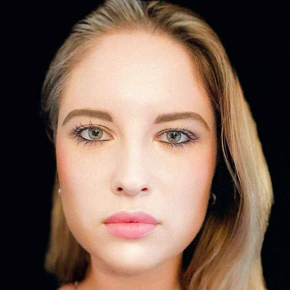 Elina V.
