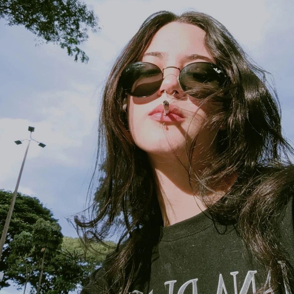gatinha comunista ☭