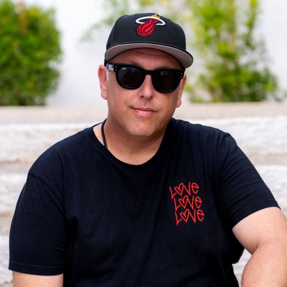 Carlos Van D