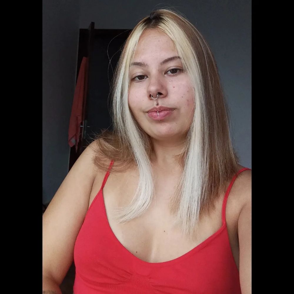 Julia Caroline 