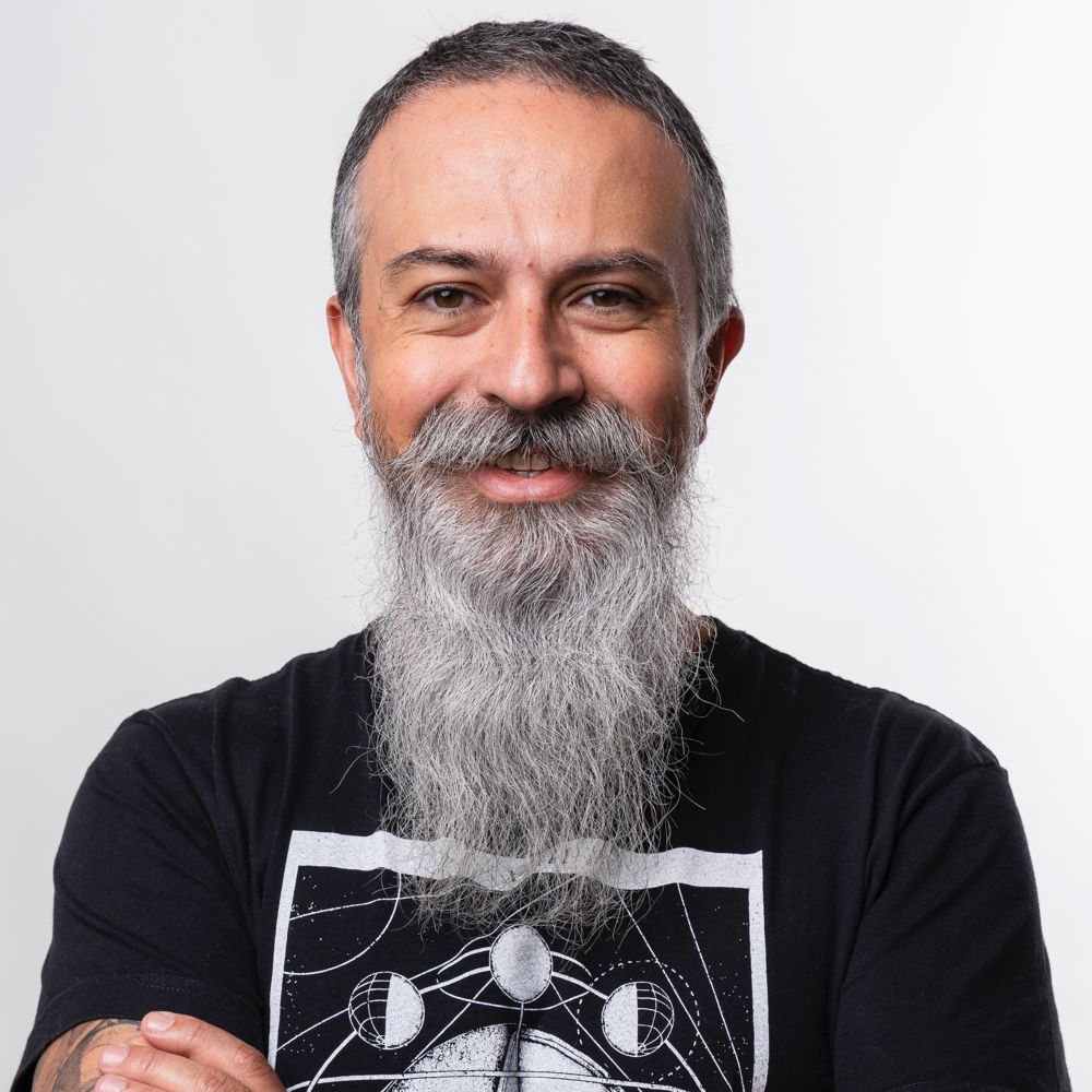 Edney “InterNey” Souza