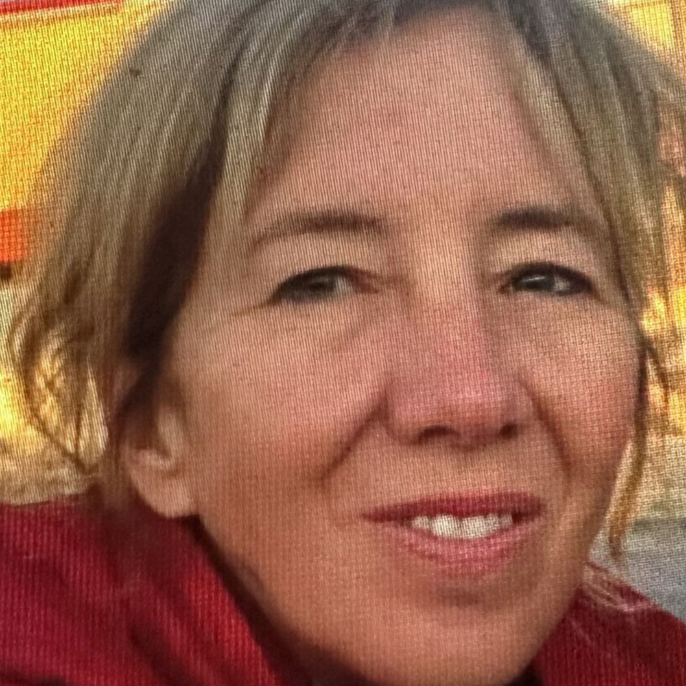 Robin McDowell 