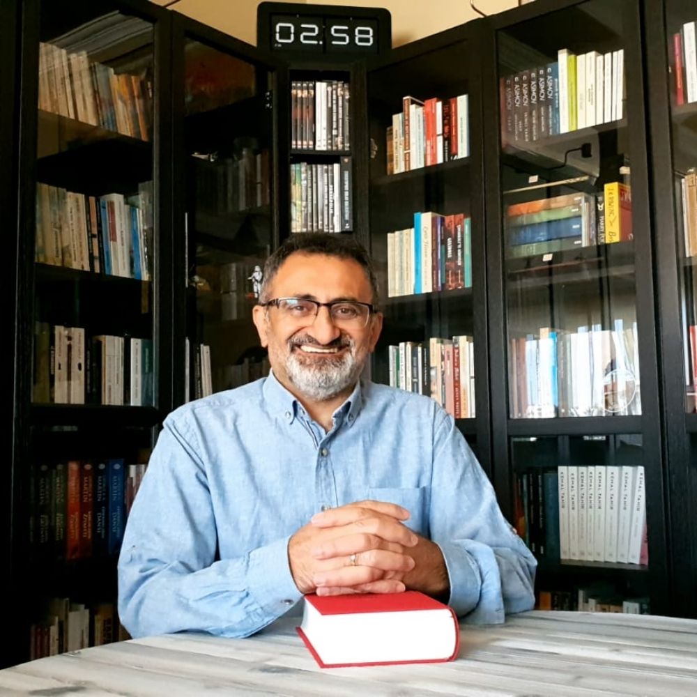 Faik Ulaş