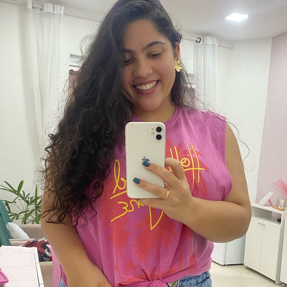 Carinne Machado 