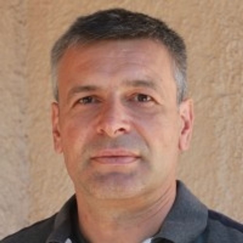 Nicolas Thomas